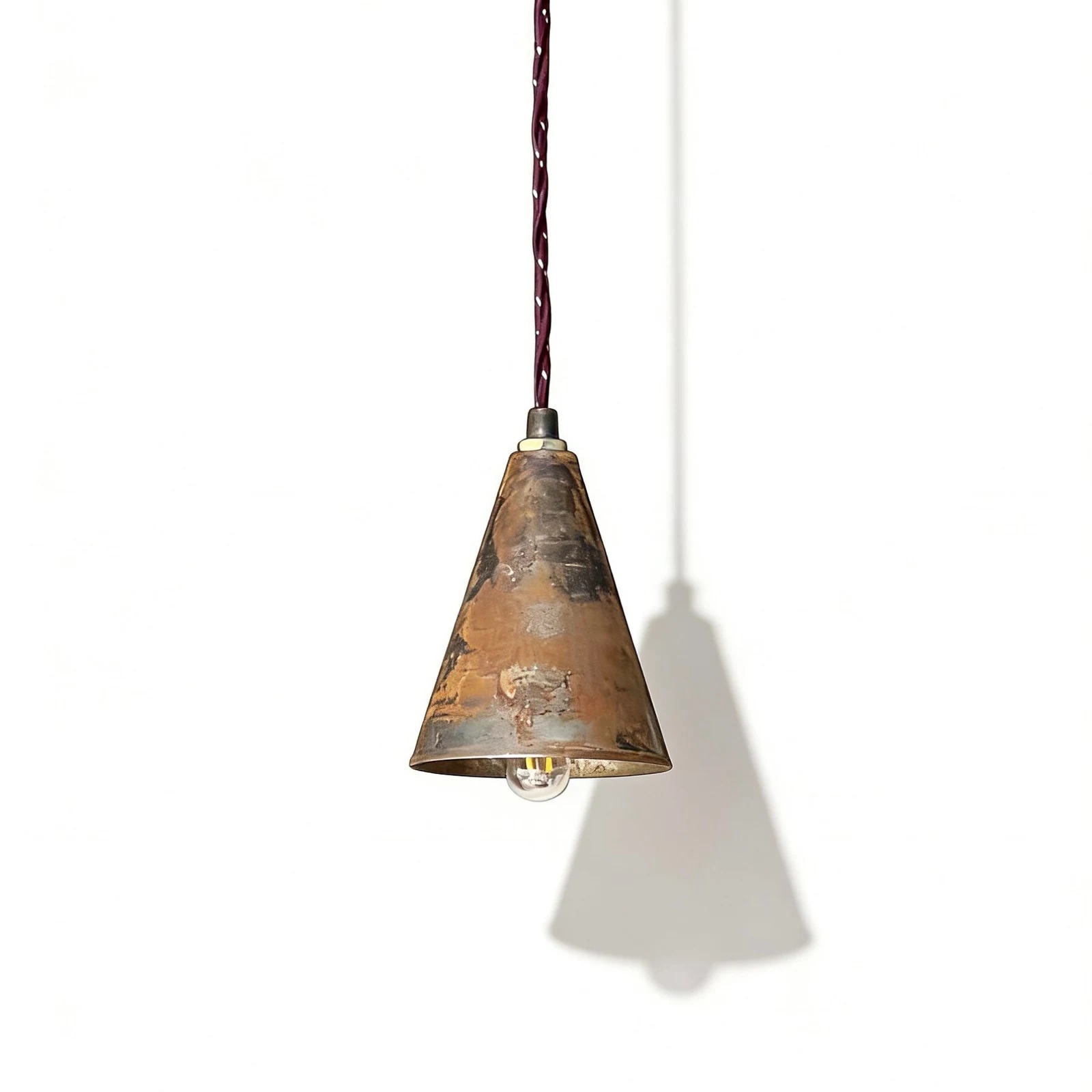 Hardwired pendant light variant