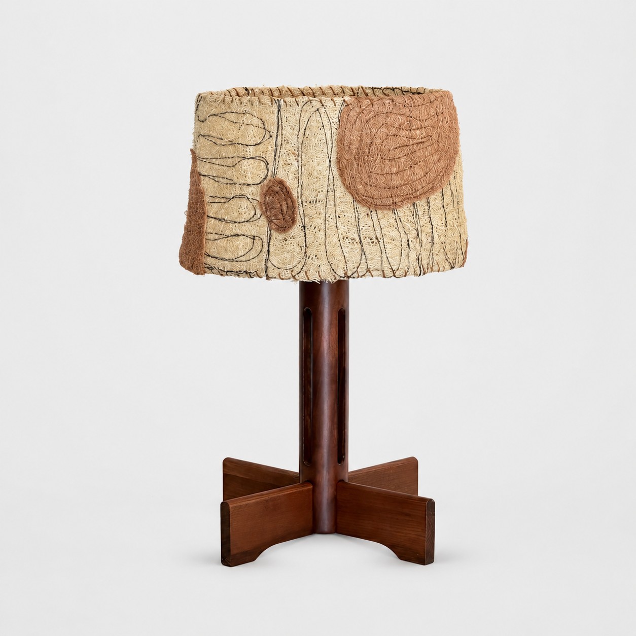 Lichtroze natuurlijke loofah-tint met houten voet