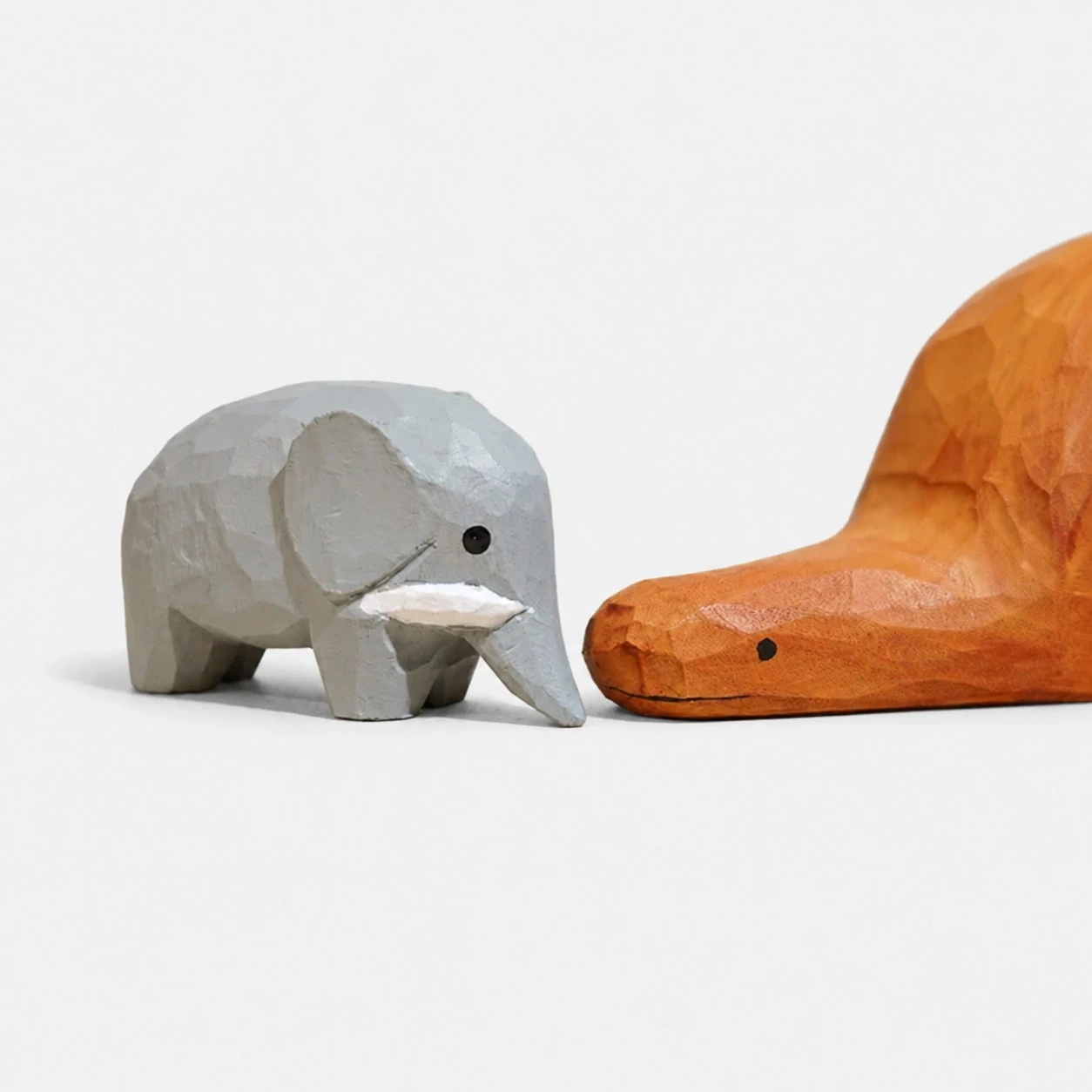 Boa Constrictor mit Elefant