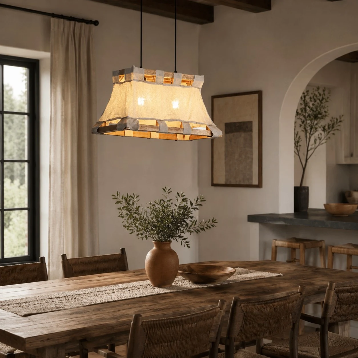 Weitere Raumansichten zur Veranschaulichung von Größe und Atmosphäre. 6 Wabi-Sabi Pendelleuchte aus Holz und Stoff.