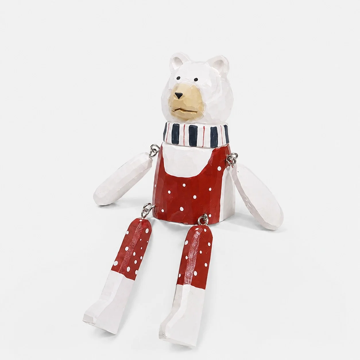 Handgeschnitzter hölzerner Weihnachtsschmuck: Eisbär