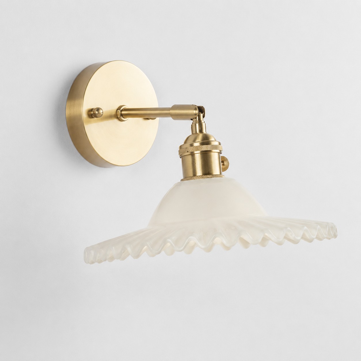 Ceramic White / Porcelain White Shade / 912BZ