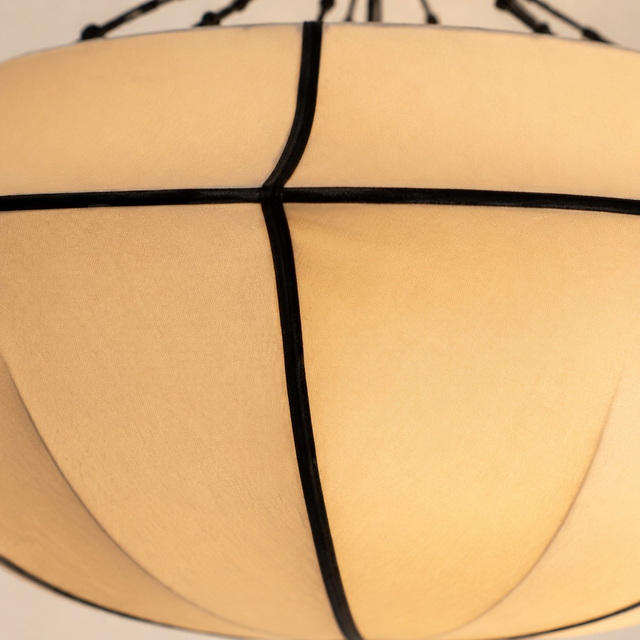 Suspension wire detail of the fabric chandelier