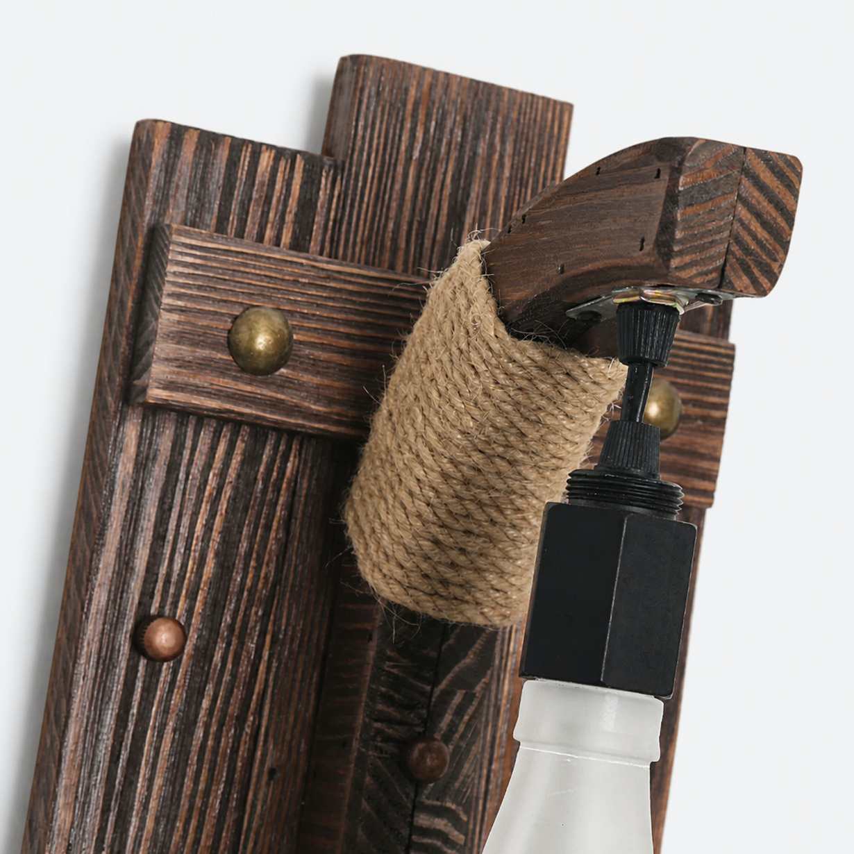 Enroulement de corde et grain de bois vieilli