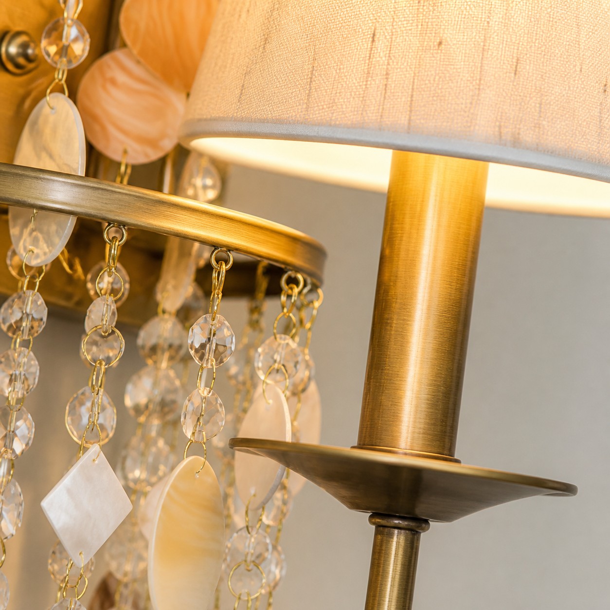 Crystal and Shell Tassel Wall Sconce detail 3