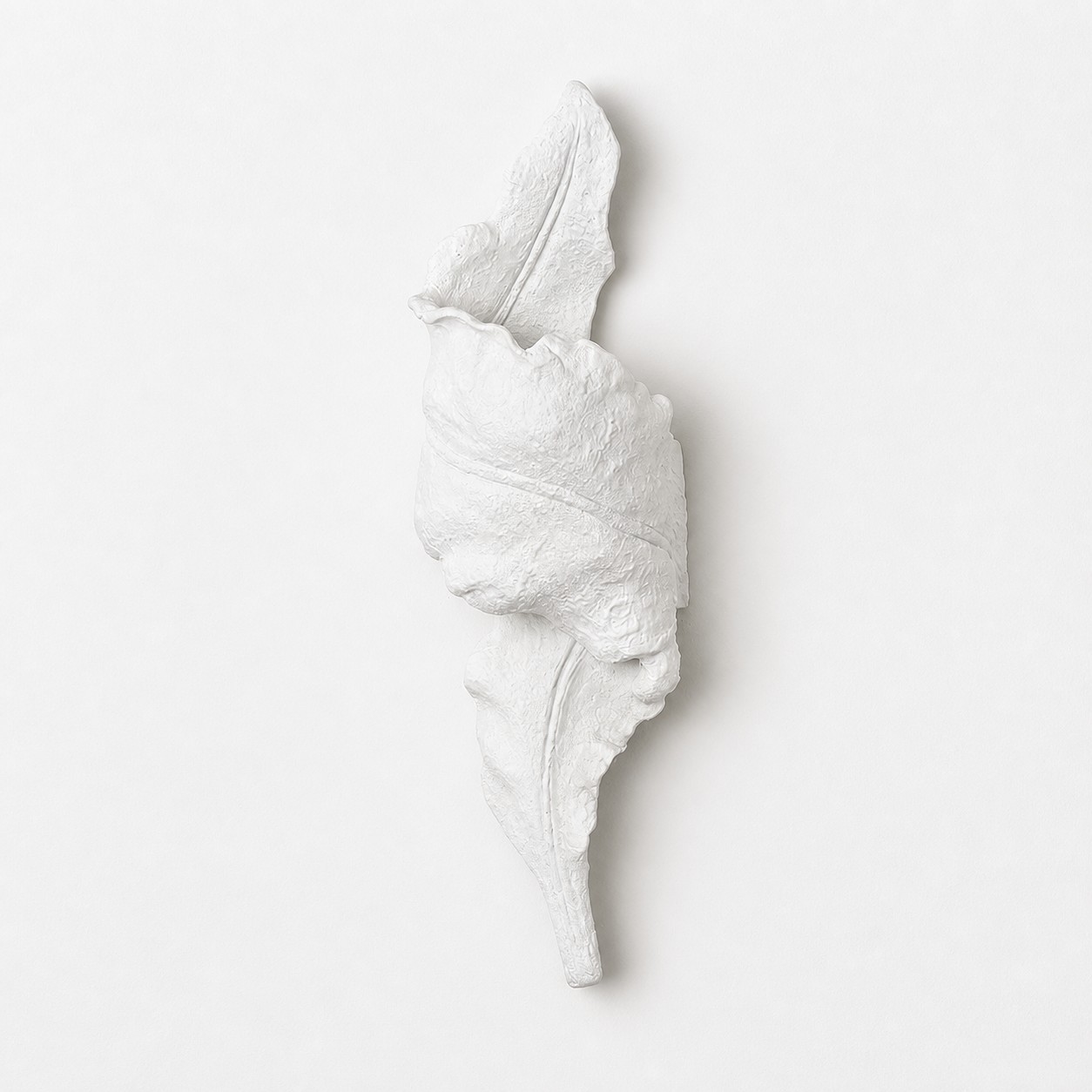 White / H 18.9 in (48 cm); White / H 22.8 in (58 cm)