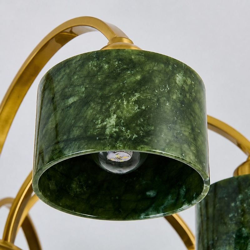 Paralume in giada verde e apertura per il portalampada