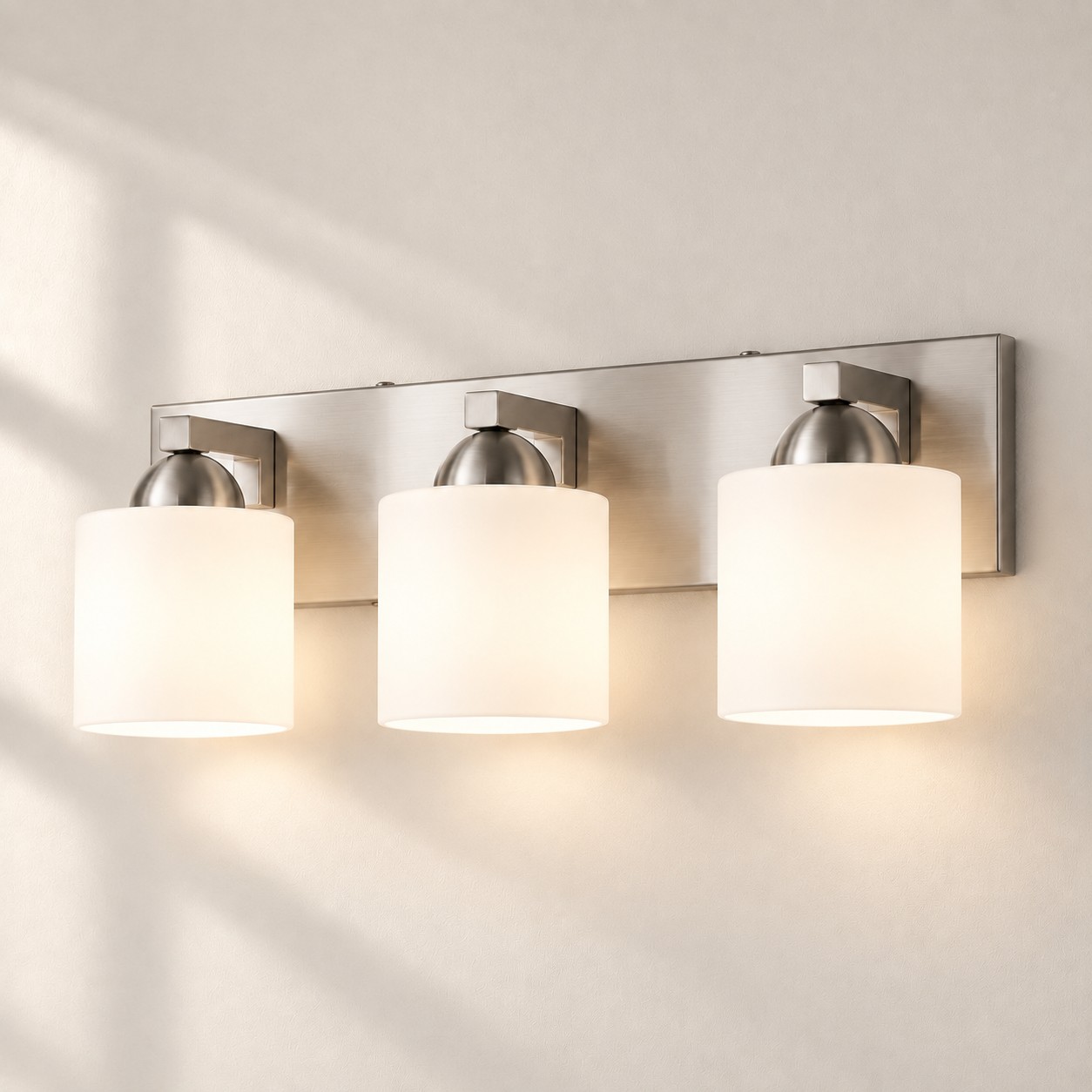 Nichel spazzolato / Cromo 3 luci Vetro opalino