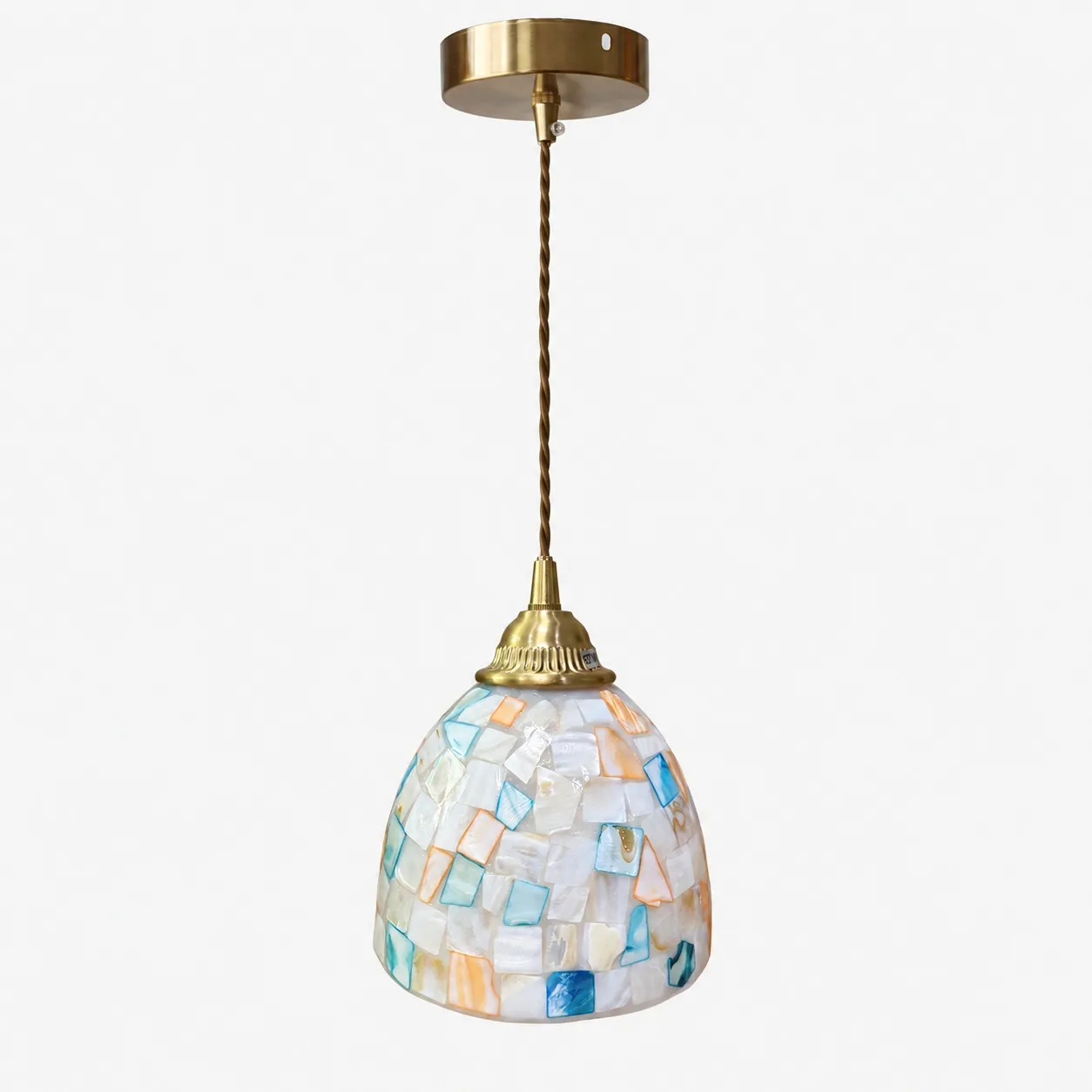 Bunte Pendelleuchte aus Glas mit Capiz-Muscheln