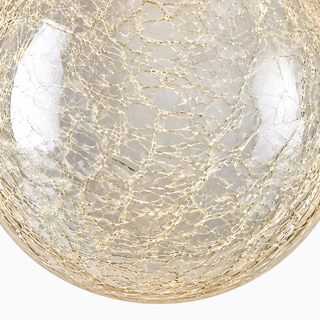Glaskugel-Pendelleuchte im Detail